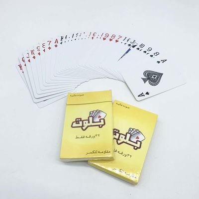 Игральные карты CMYK изготовленные на заказ противостоят и подпирают